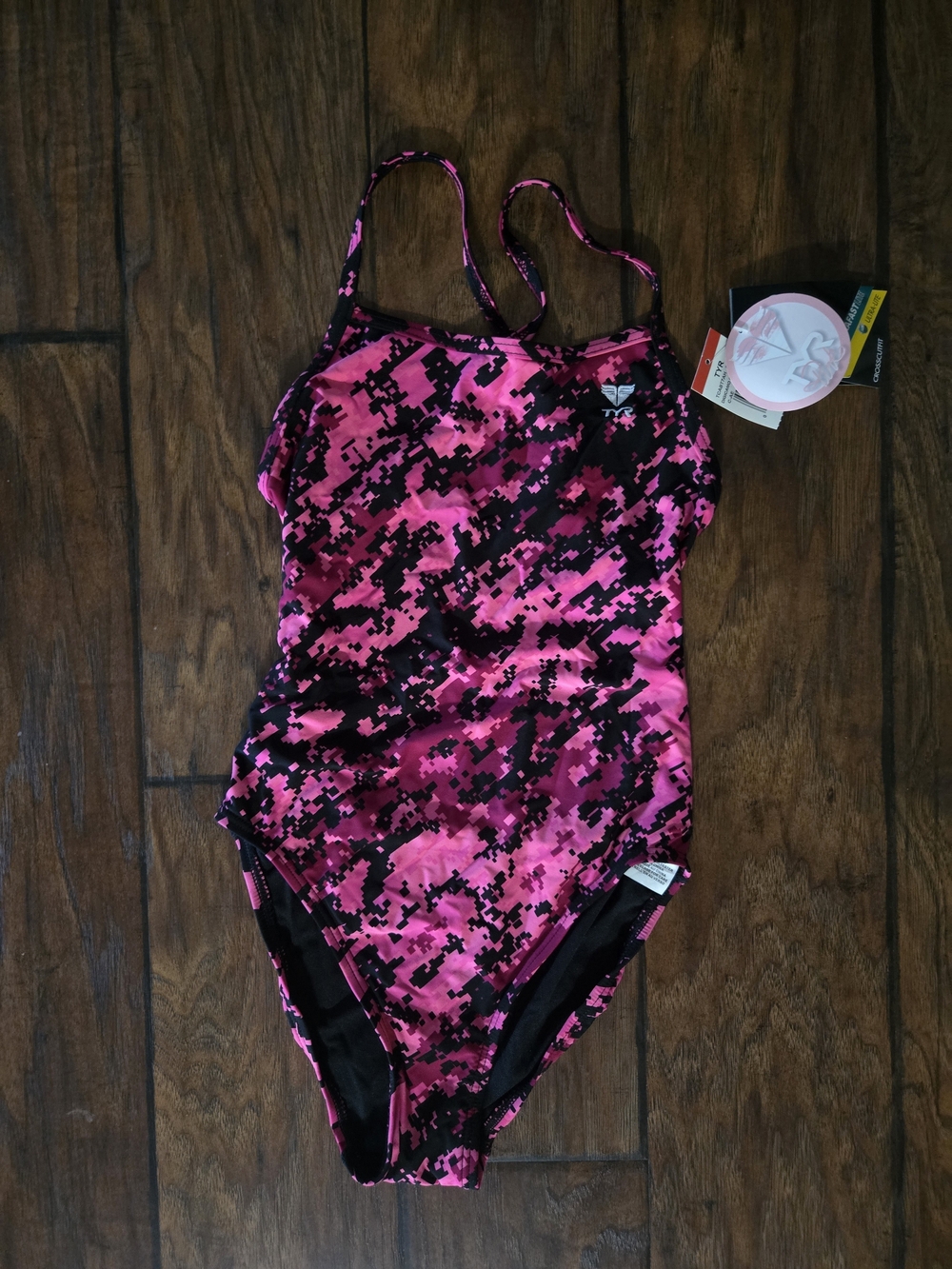 NWT TYR Crosscutfit Swimsuit Pink Size 34 One Piece